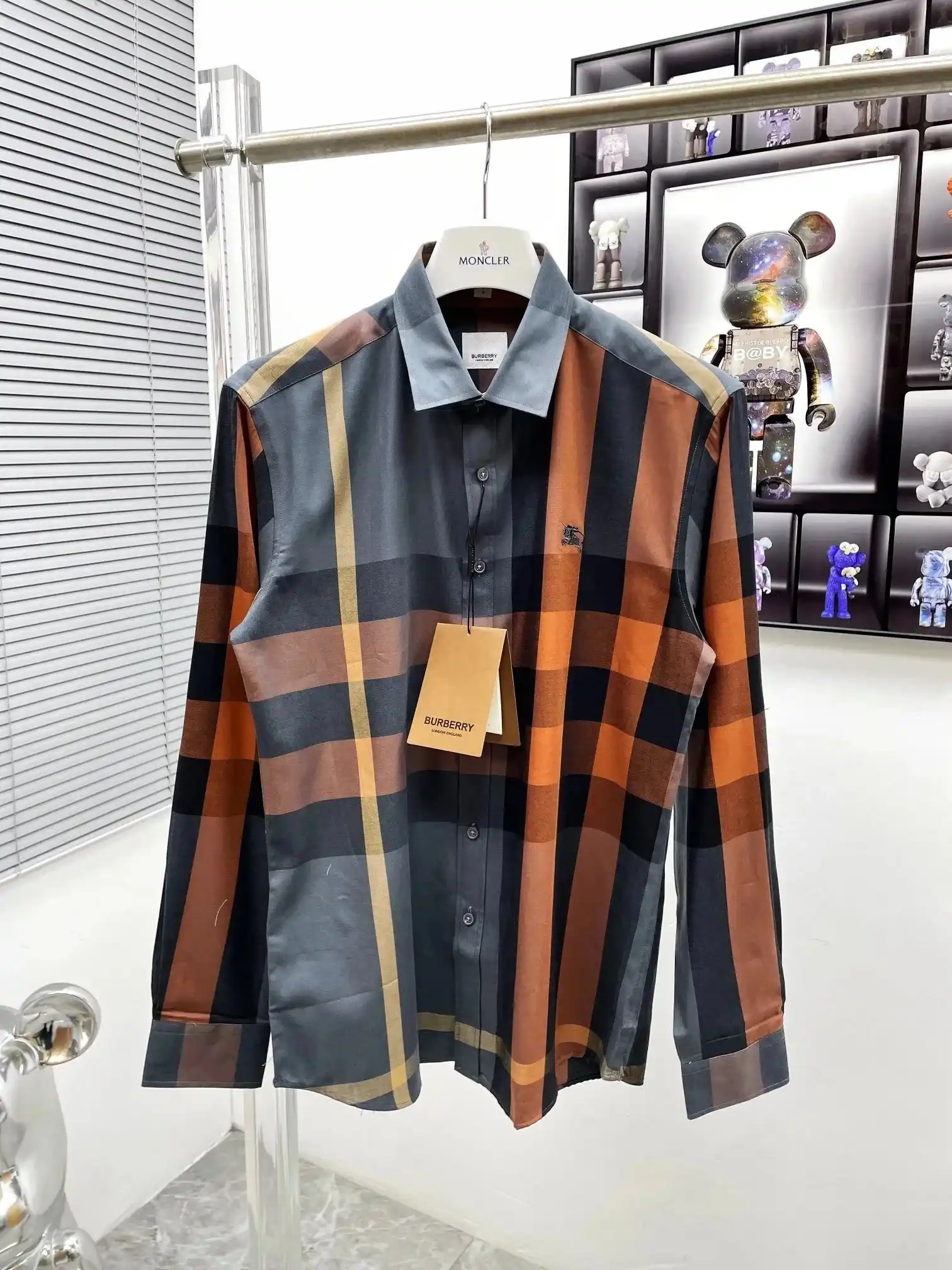 Burberry Long-sleeved Shirt — foto 3 de 6