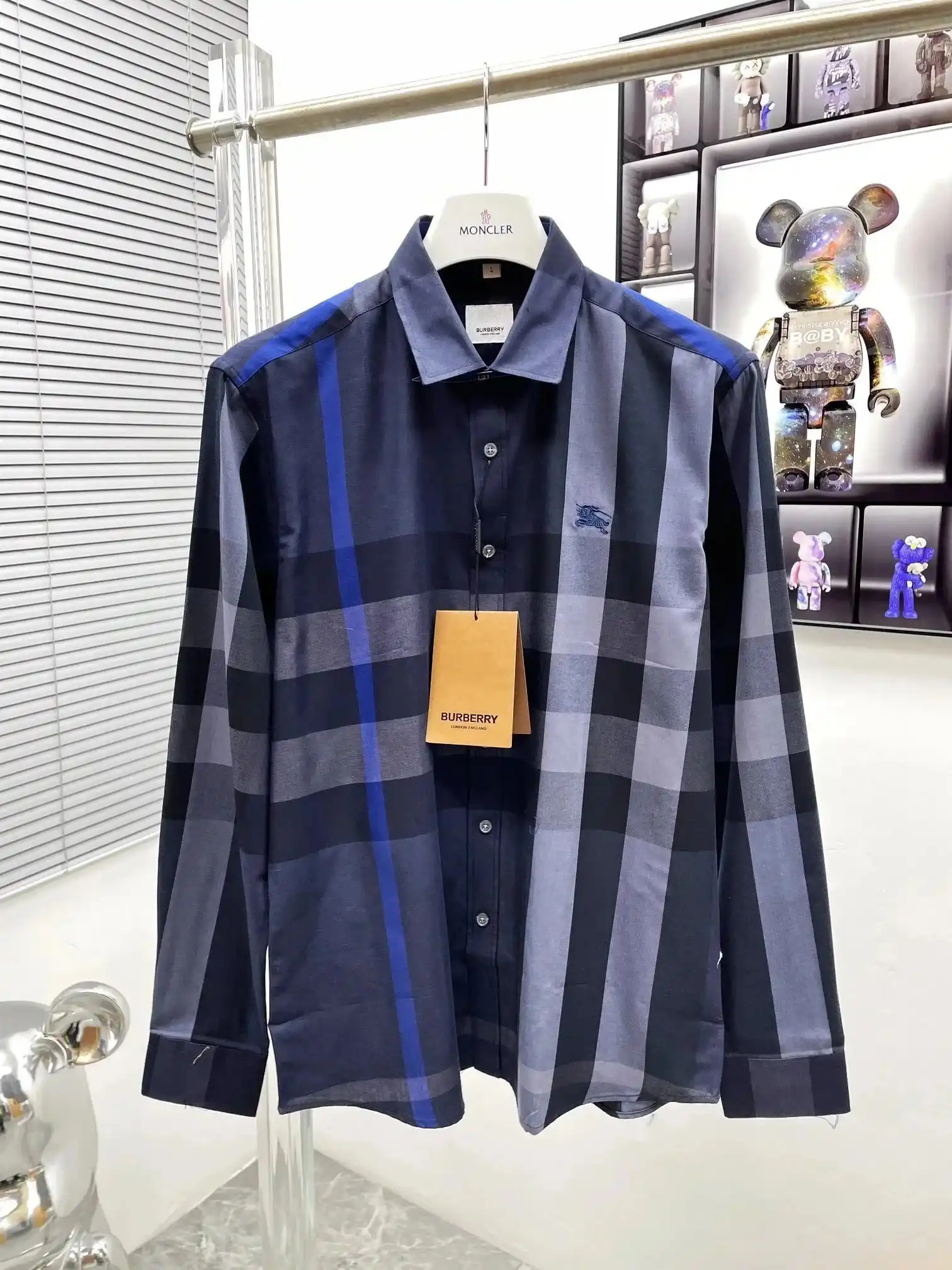 Burberry Long-sleeved Shirt — foto 4 de 6