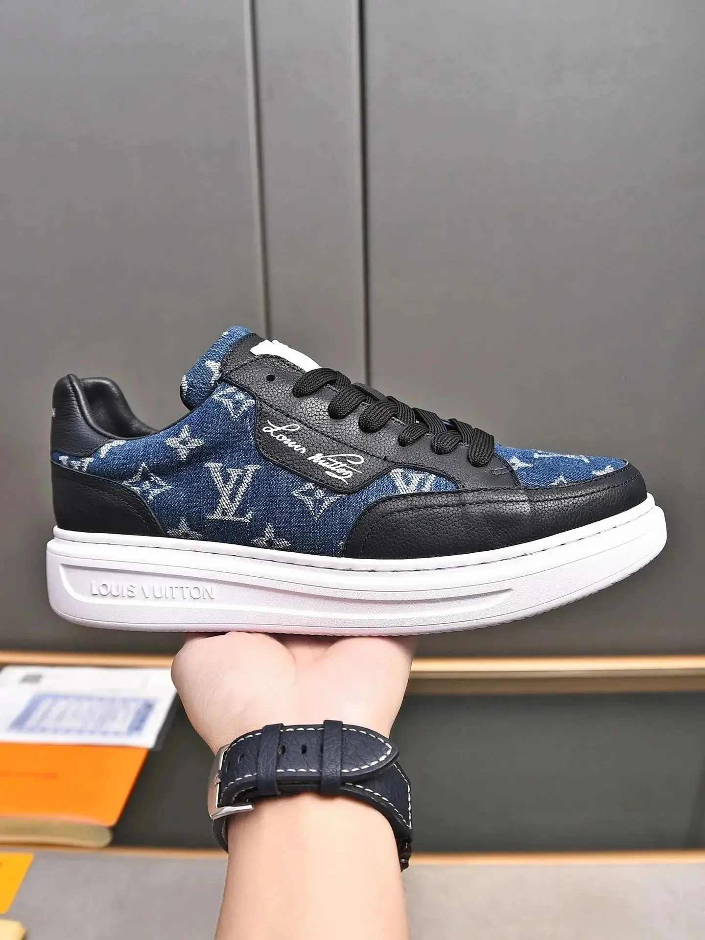 LV Shoes — foto 6 de 6