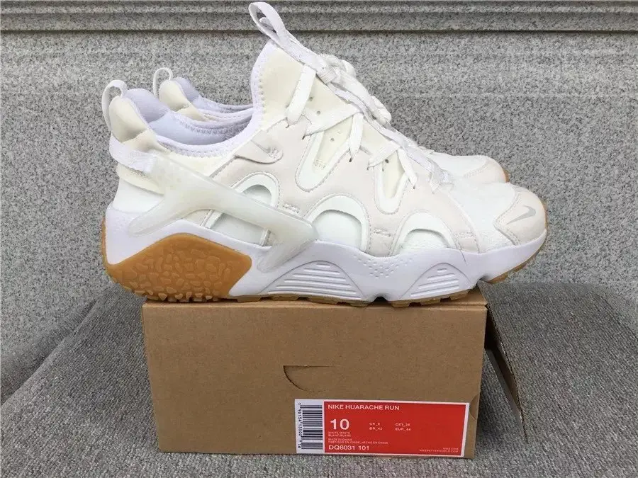 Nike Air Presto Sneakers [10.5 US] — foto 3 de 6
