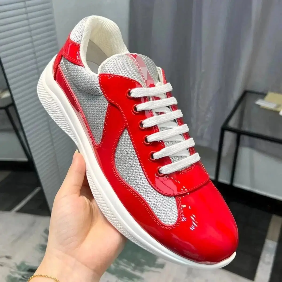 Prada (14 styles) — foto 3 de 6