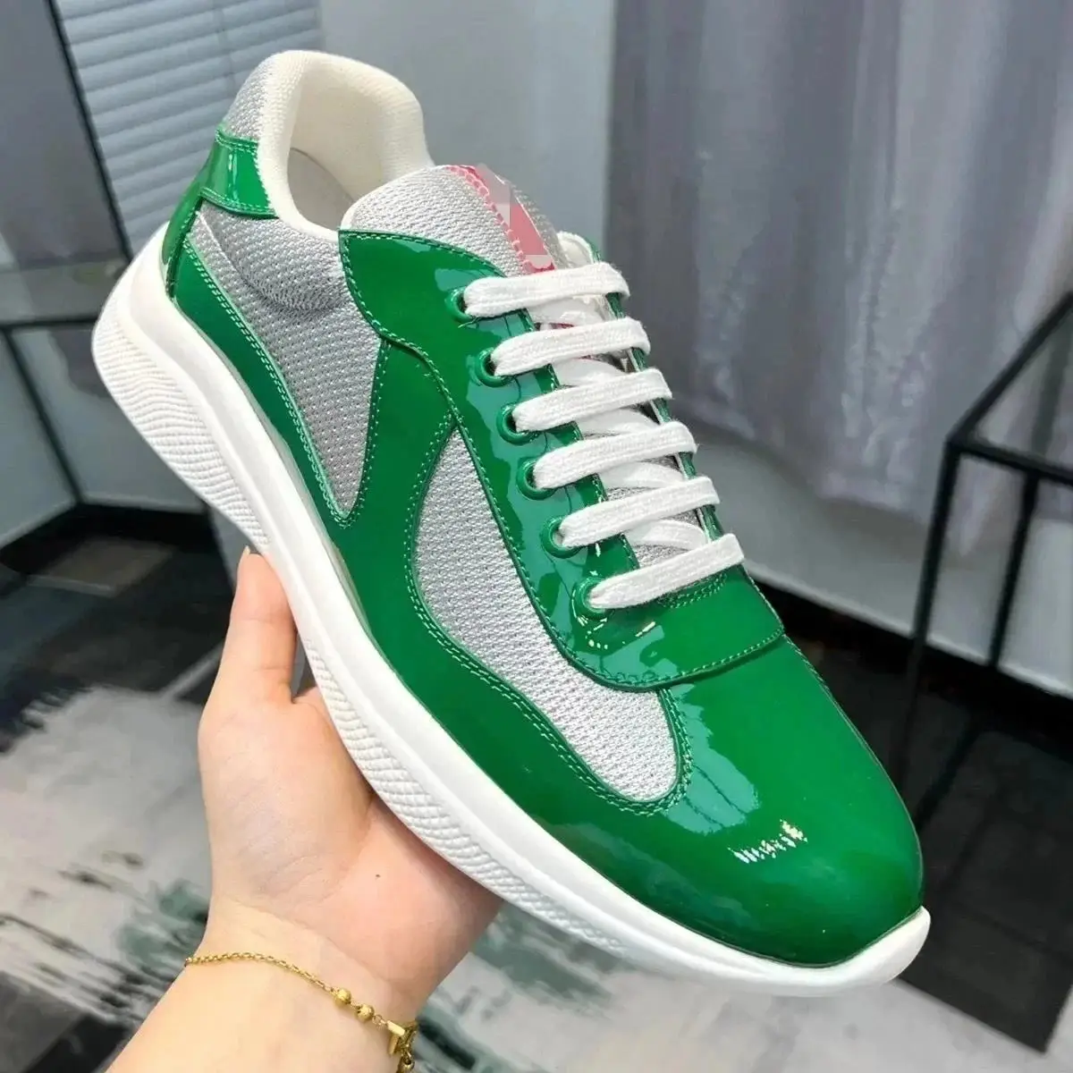 Prada (14 styles) — foto 4 de 6