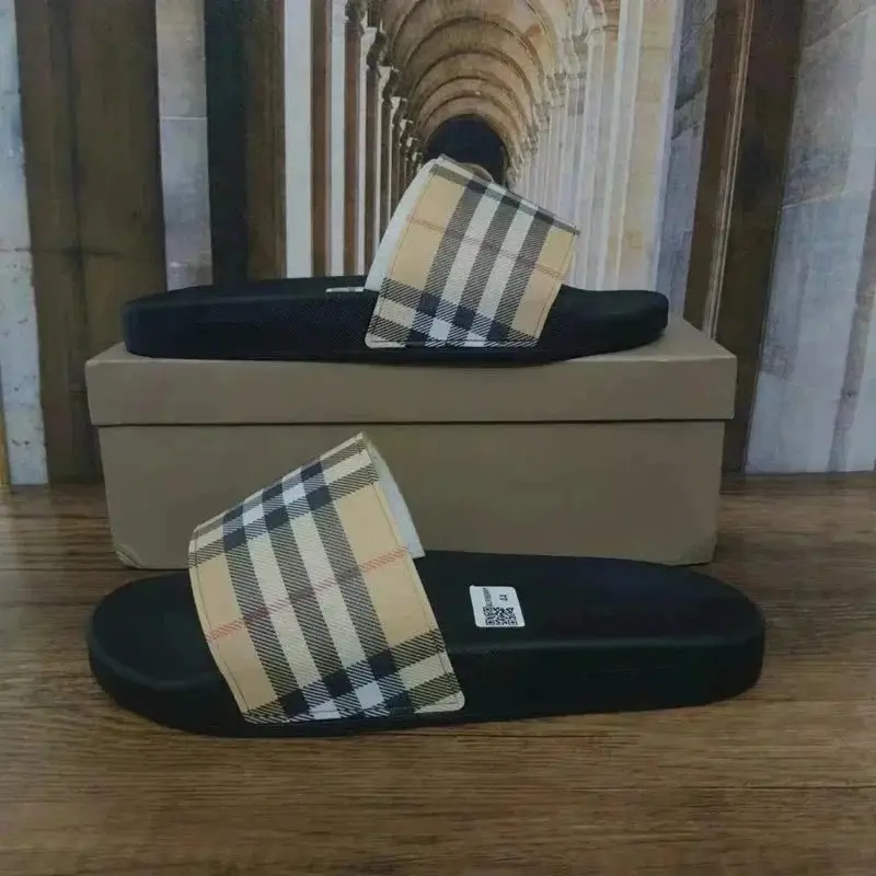 Burberry — foto 3 de 6