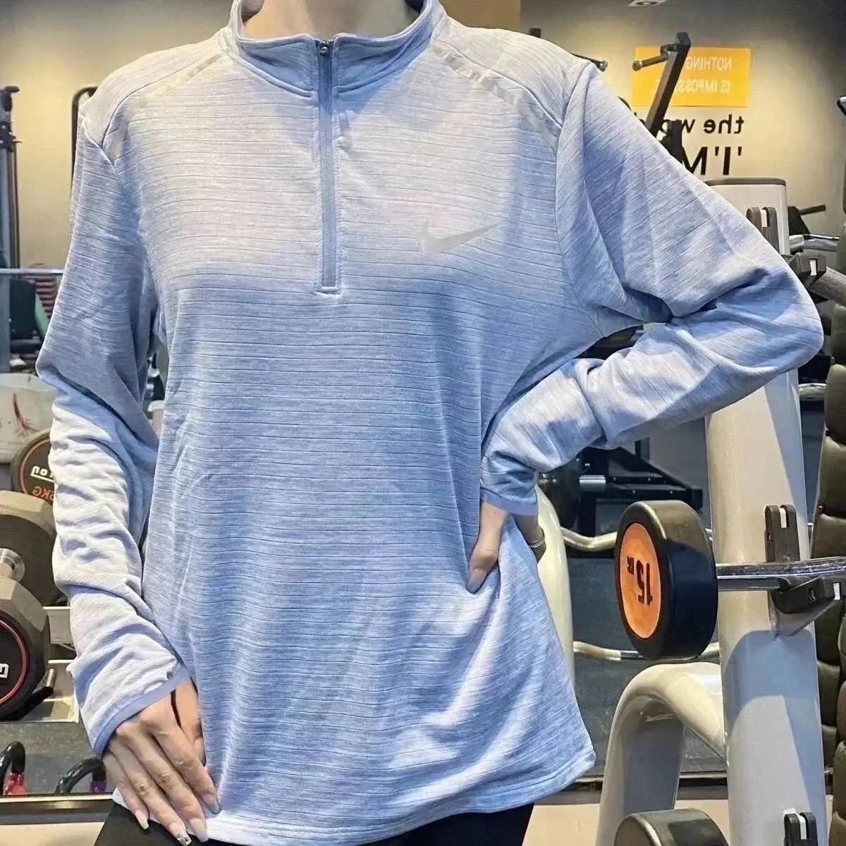 Nike track and field long sleeve suit — foto 4 de 6