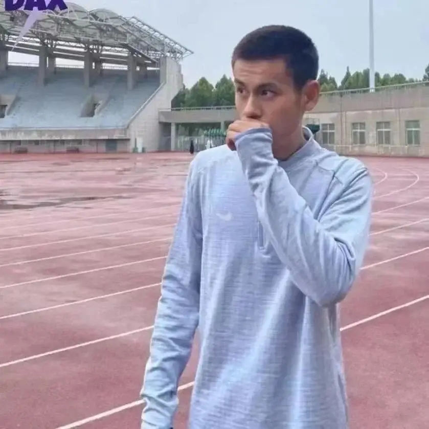 Nike track and field long sleeve suit — foto 6 de 6