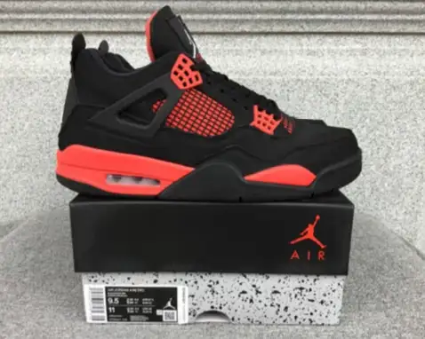 Air Jordan 4 (28 styles) — foto 5 de 6