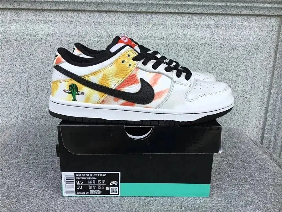 NIKE (40 styles) — foto 4 de 6
