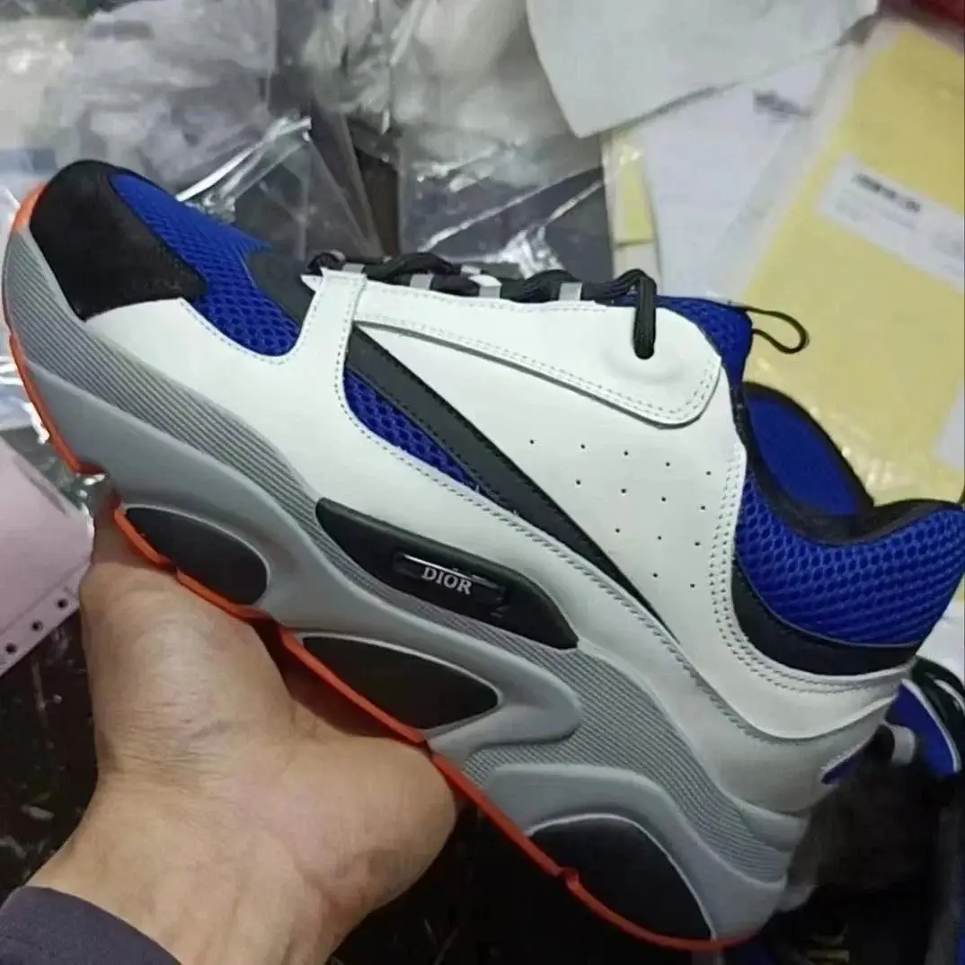 Dior Sneakers — foto 3 de 6