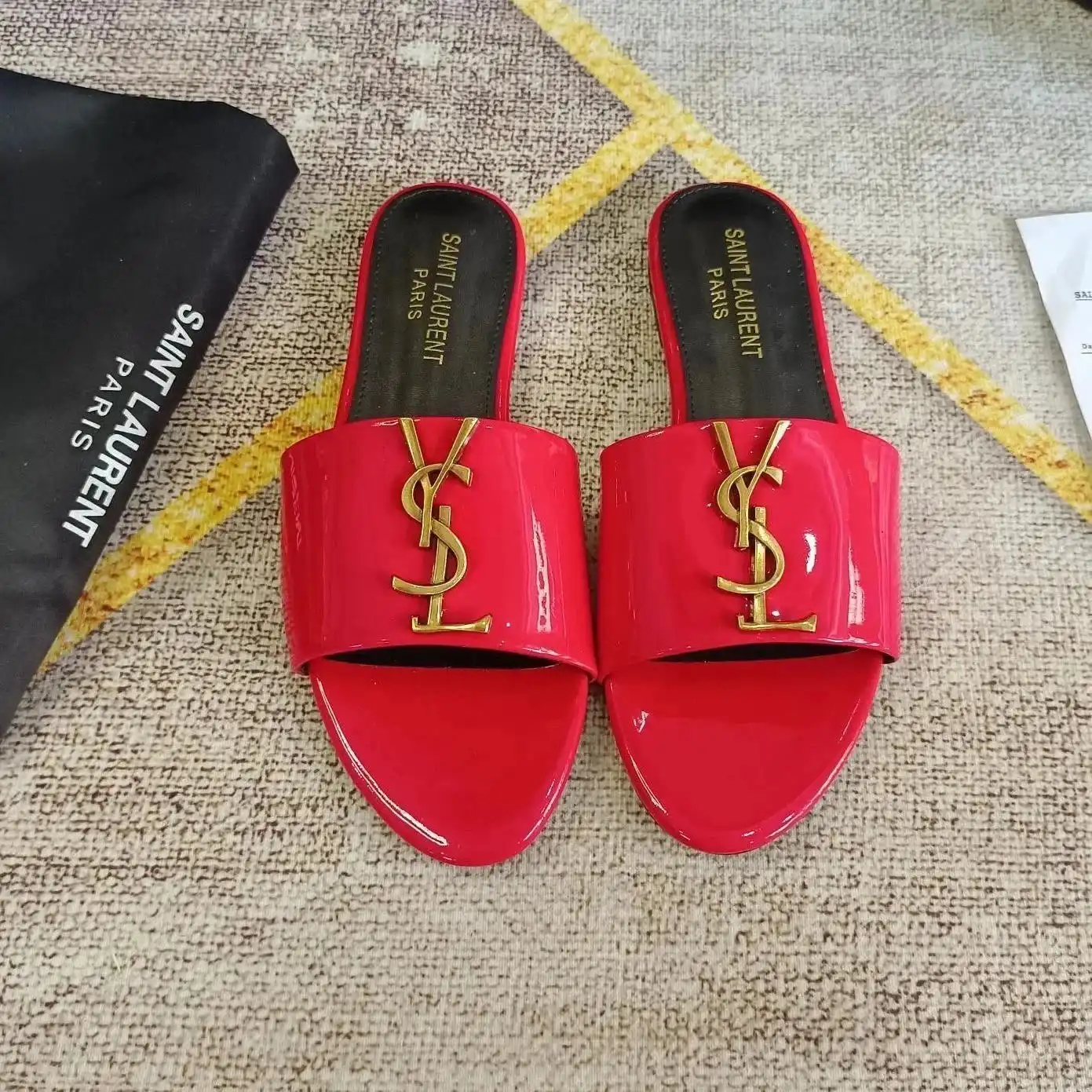 Saint Laurent slippers — foto 6 de 6