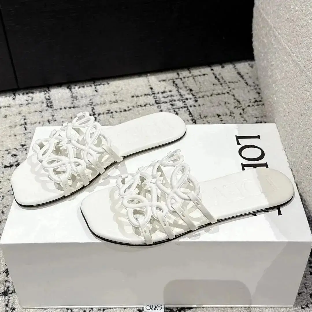 LOEWE Anagram Slide Sandals [3 styles] — foto 3 de 6