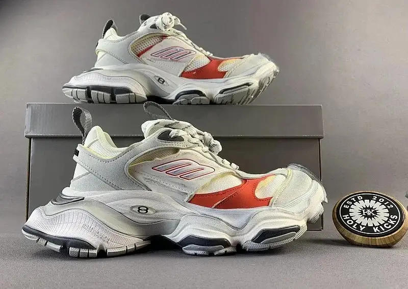 Balenciaga Cargo Sneakers — foto 5 de 6