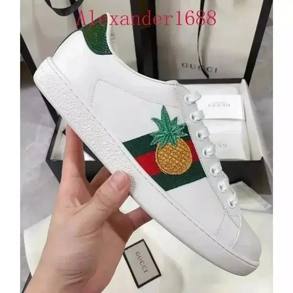 Gucci Shoes (12 styles) — foto 3 de 6