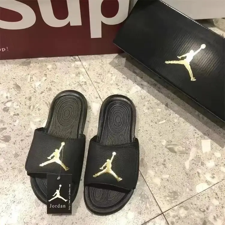 Nike Jordan Slides — foto 2 de 6