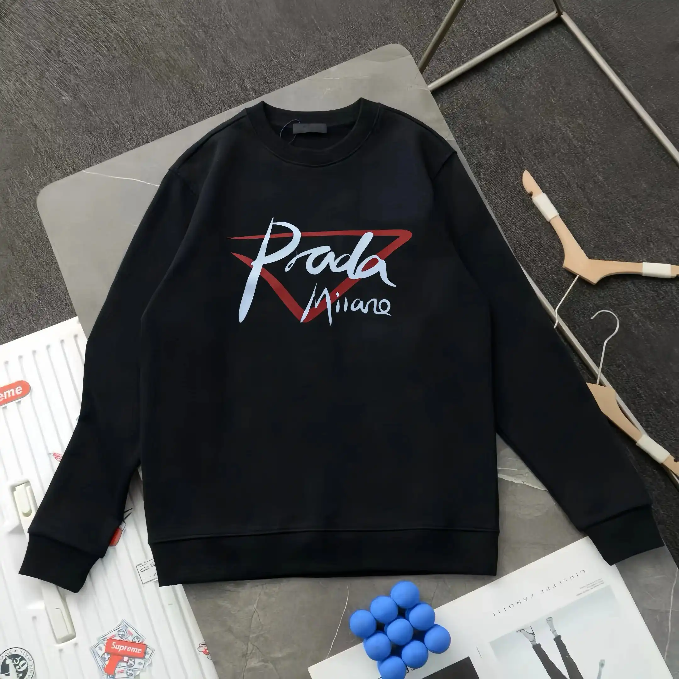 Prada Hoodie [40 styles] — foto 4 de 6