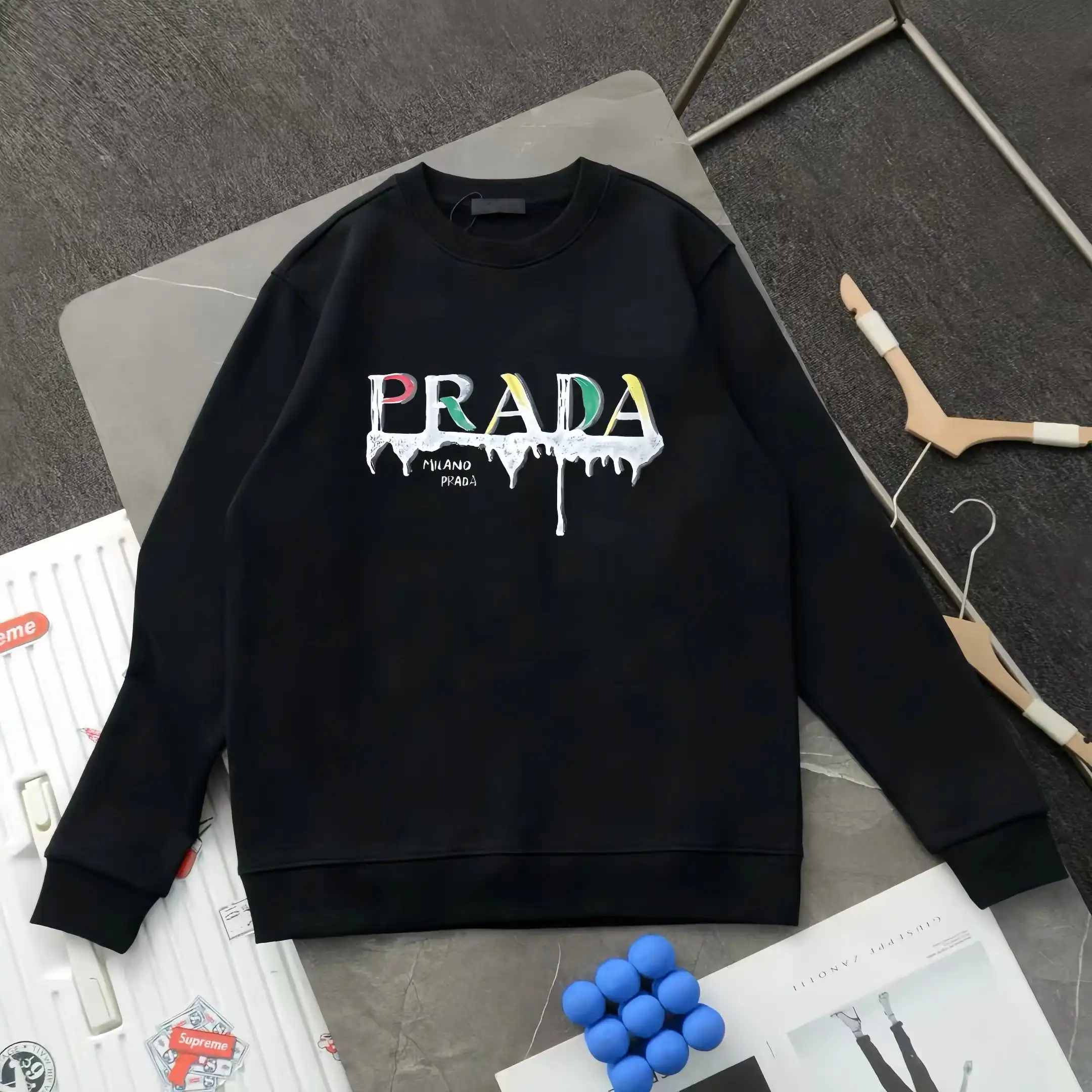 Prada Hoodie [40 styles] — foto 6 de 6