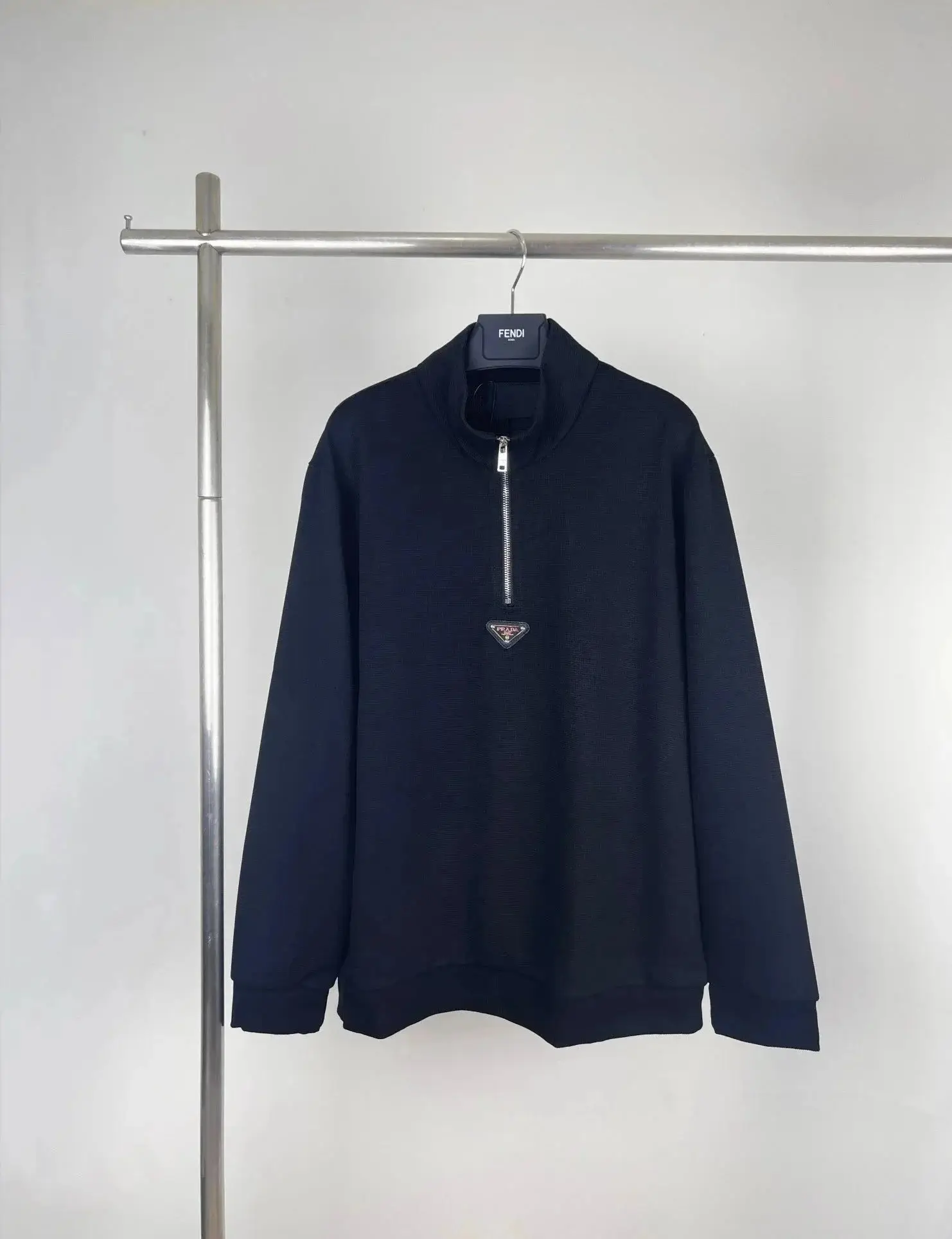 Prada Hoodie [32 styles] — foto 4 de 6