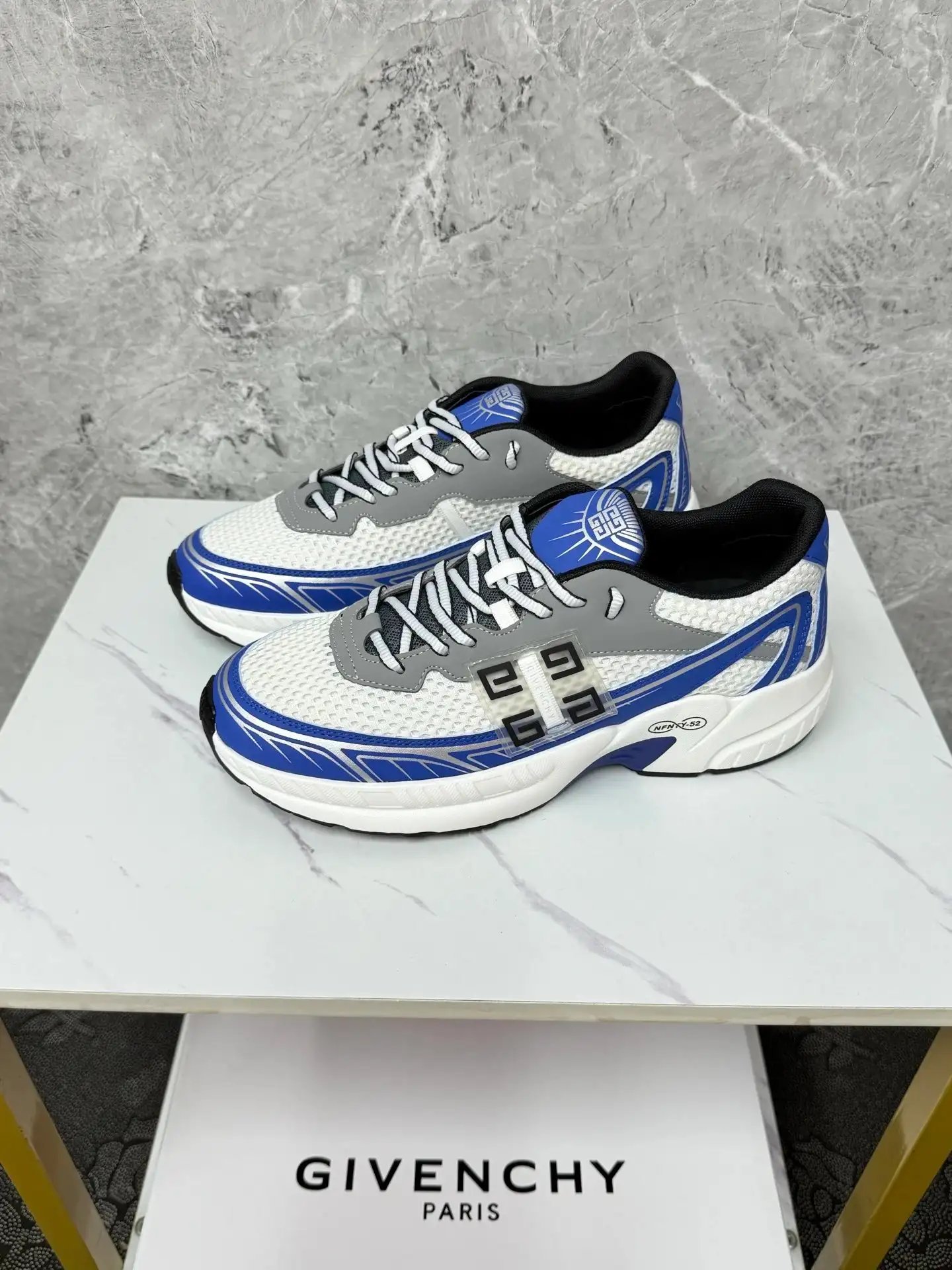 Givenchy Chunky Sneakers [40 styles] — foto 4 de 6