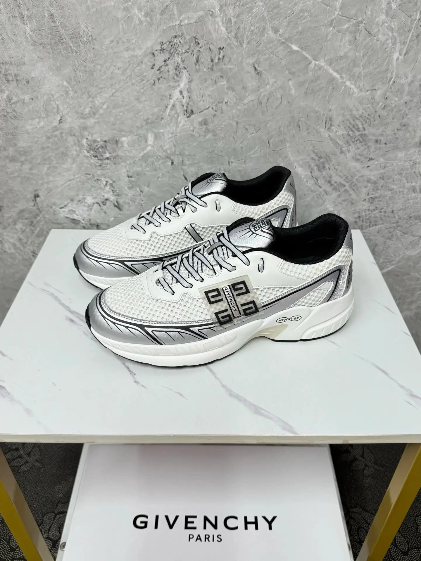 Givenchy Chunky Sneakers [40 styles] — foto 6 de 6