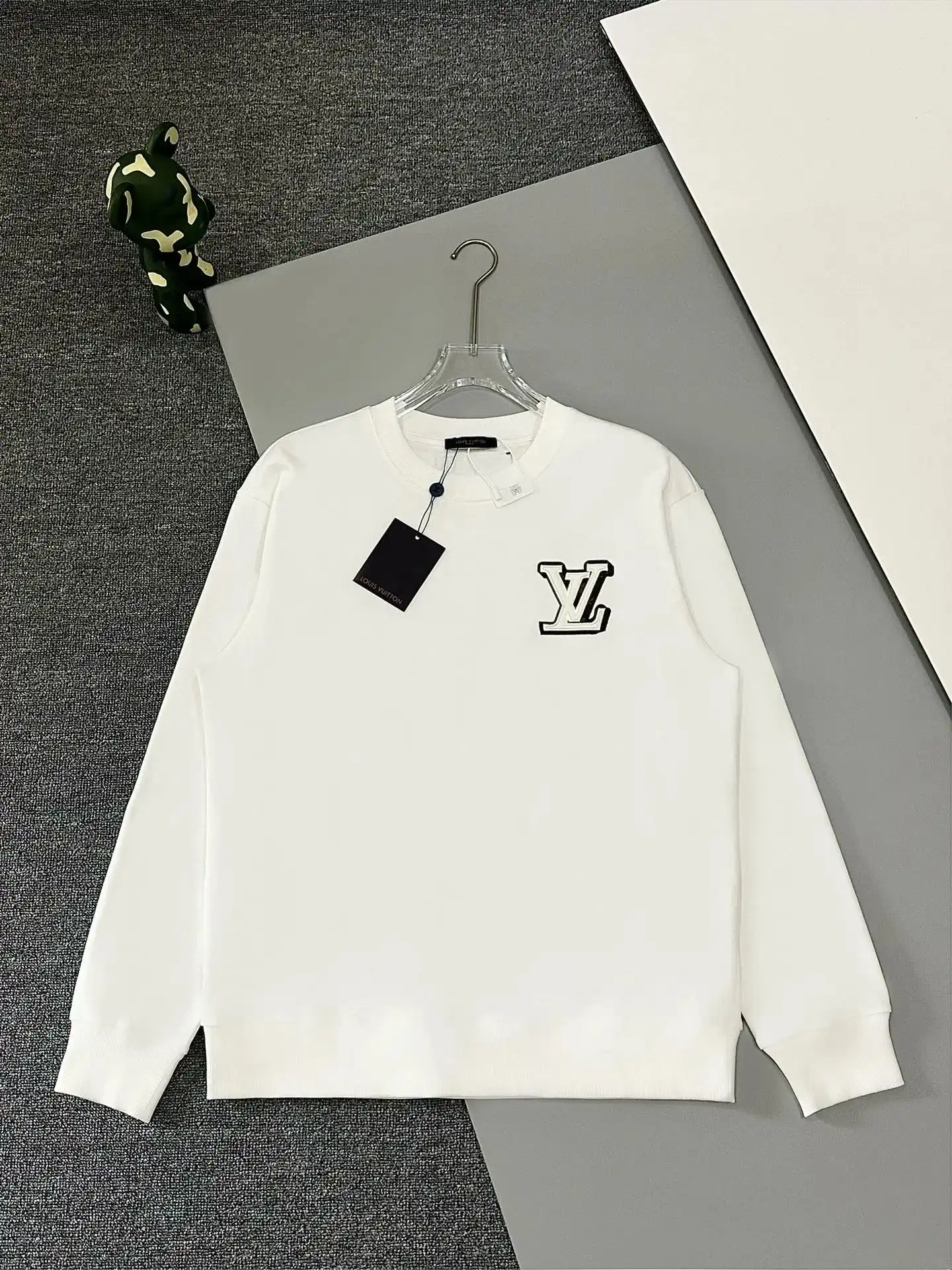 Louis Vuitton Hoodie [28 styles] — foto 3 de 6