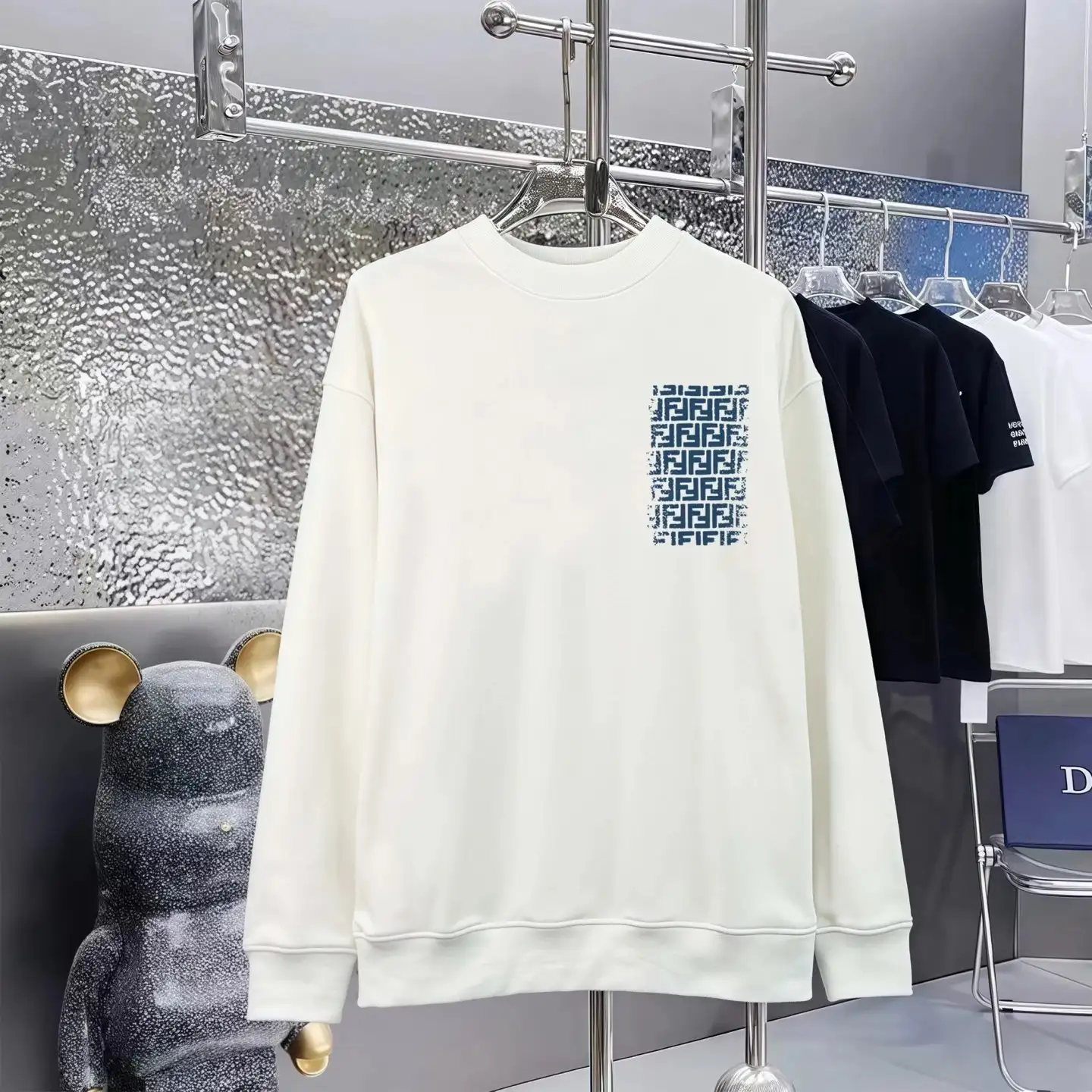 Fendi Hoodie [37 styles] — foto 4 de 6