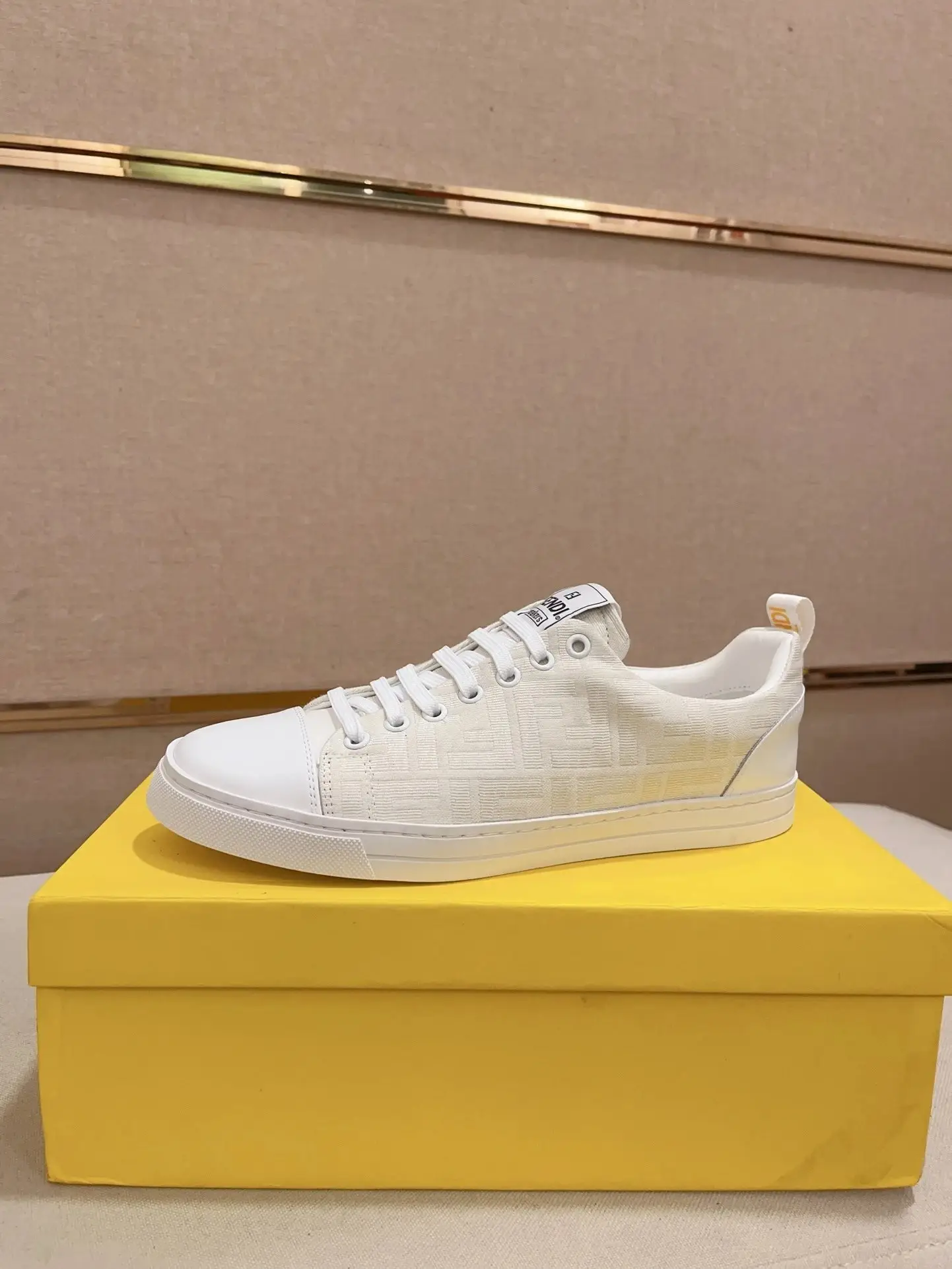 Fendi Chunky Sneakers [9 styles] — foto 4 de 6