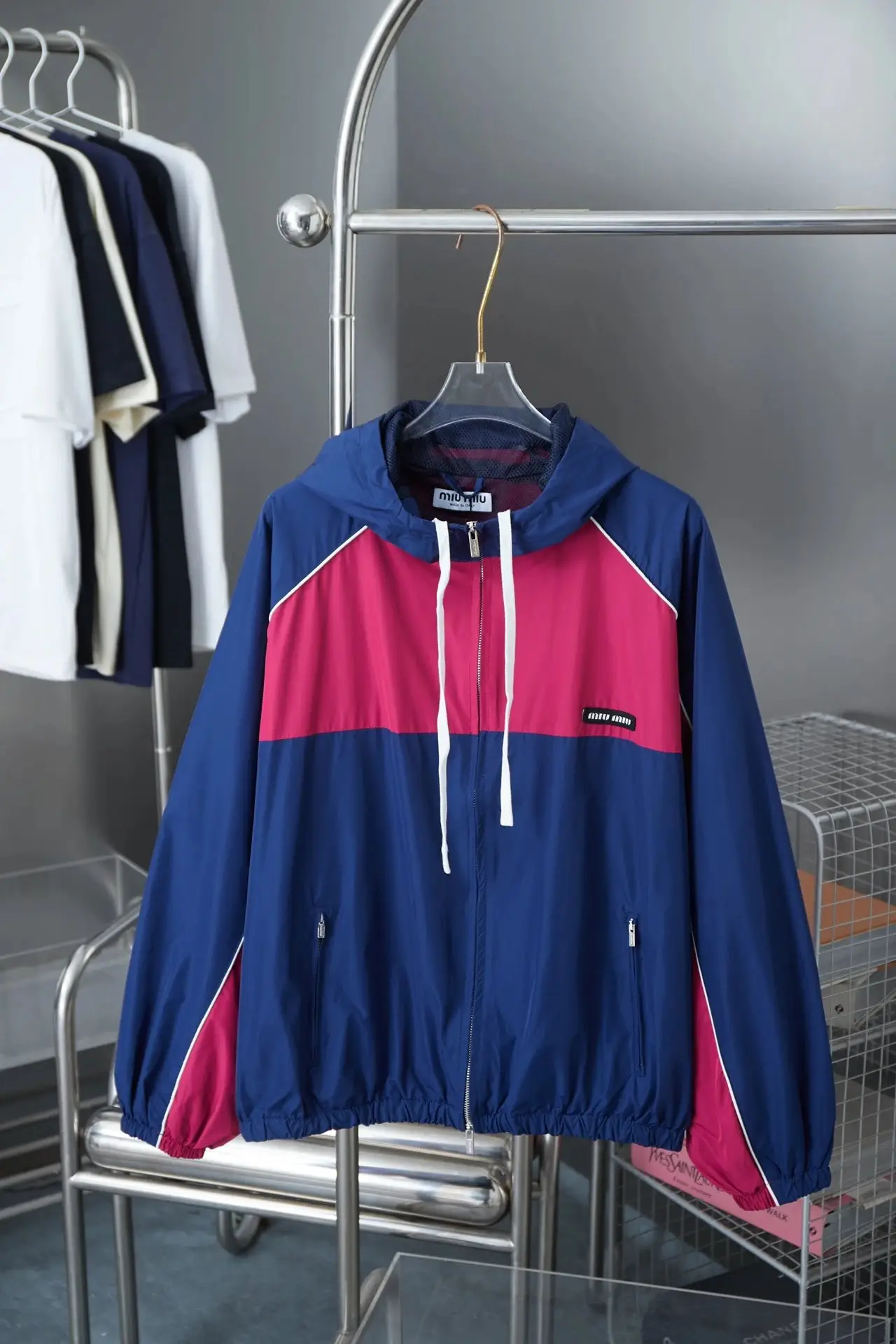Louis Vuitton Windbreaker [18 styles] — foto 2 de 6