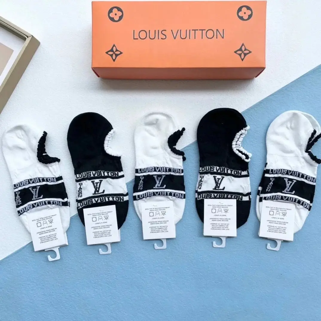 Louis Vuitton Socks [27 styles] — foto 4 de 6