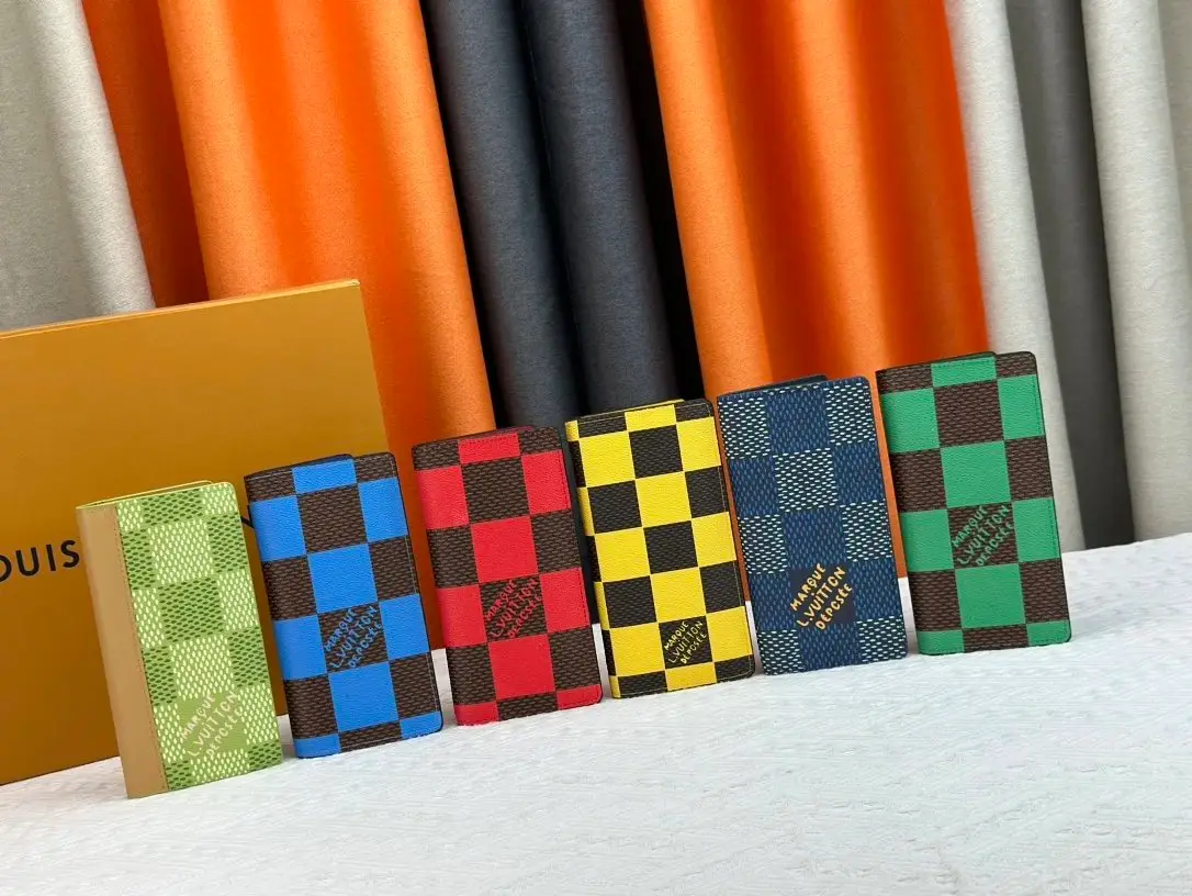 Louis Vuitton Long Wallet [15 styles] — foto 2 de 6