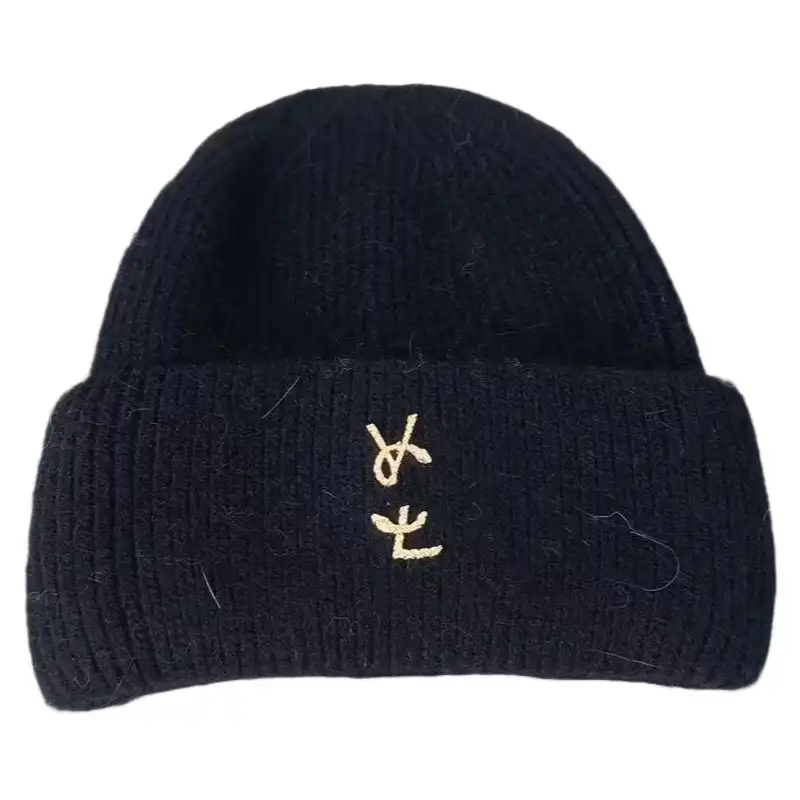 Saint Laurent Beanie [11 styles] — foto 3 de 6