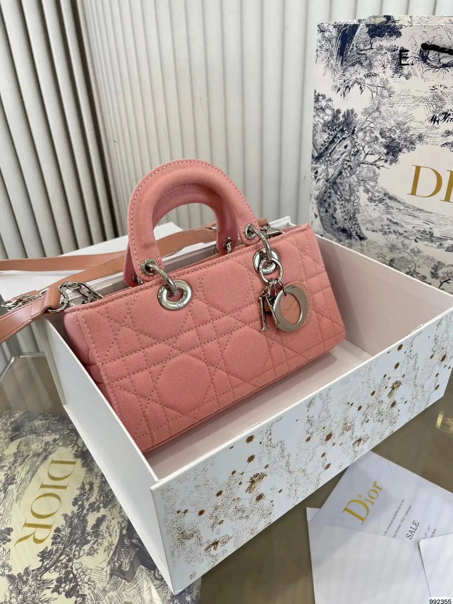 Dior Handbags [15 styles]