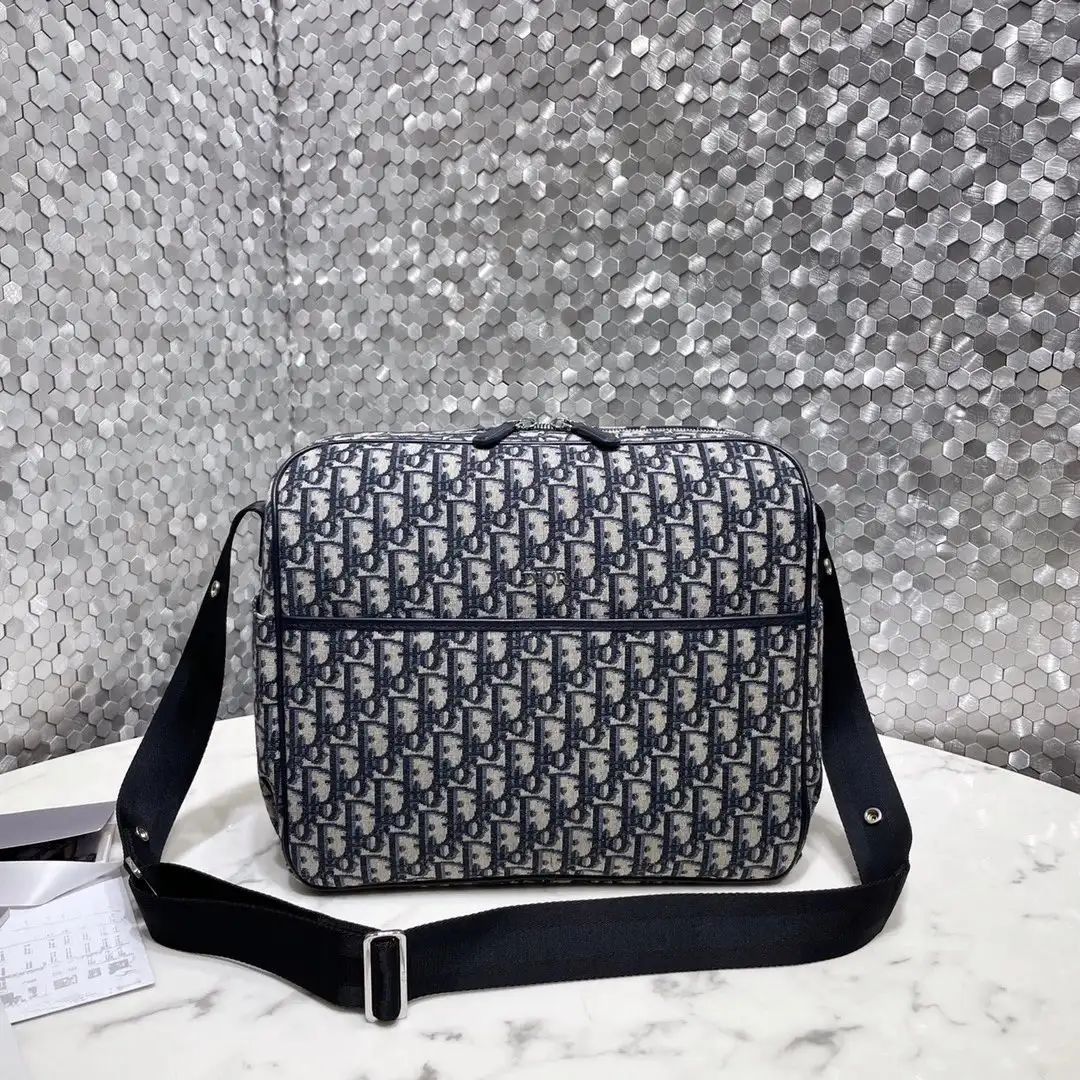 Dior Crossbody Bags [12 styles]