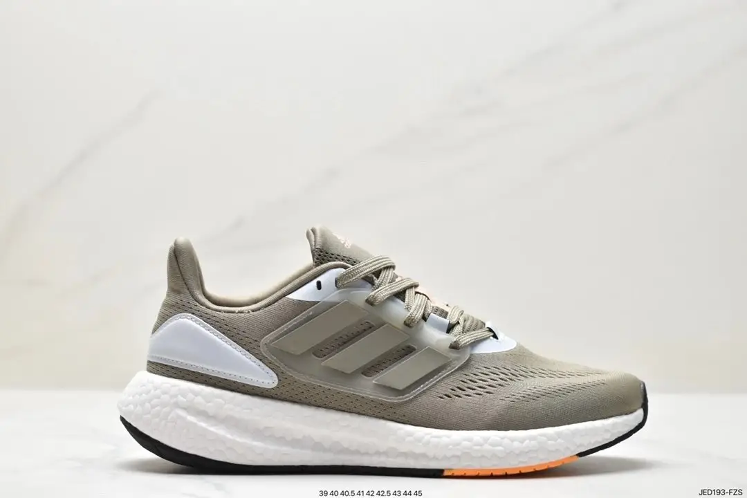 Adidas Running Shoes [34 styles] — foto 4 de 6