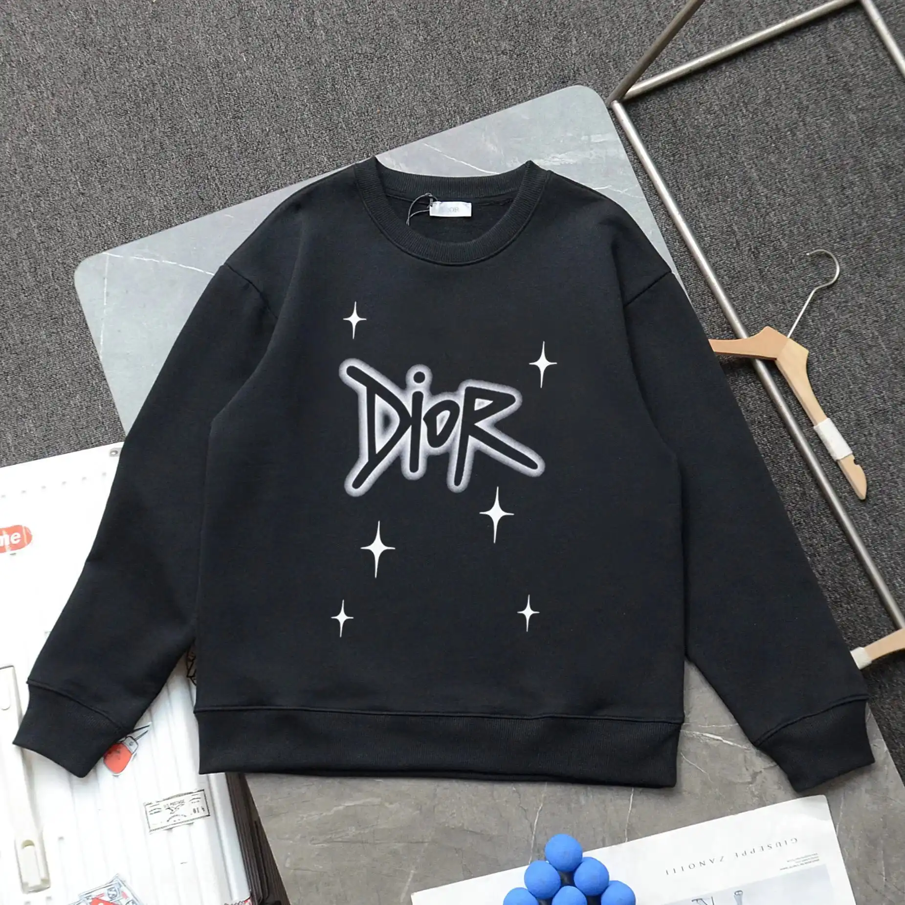 Dior Hoodie [30 styles] — foto 5 de 6