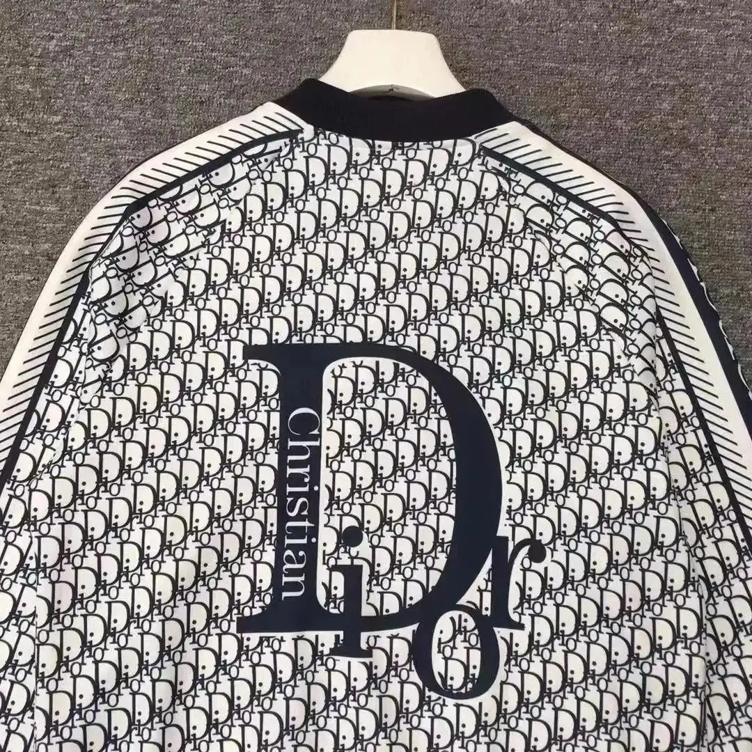 Dior Tracksuit [32 styles] — foto 3 de 6