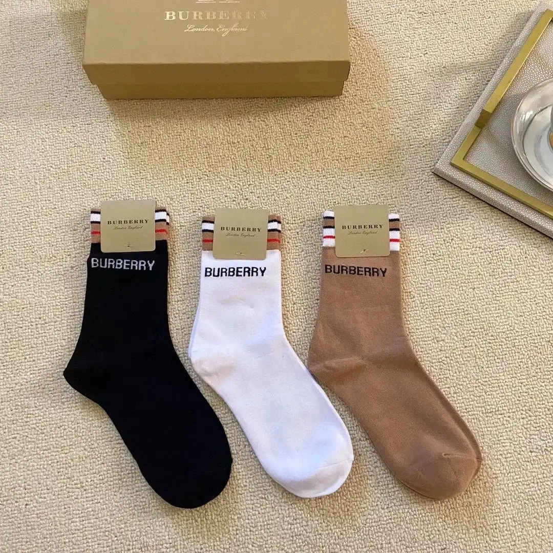 Burberry Socks [25 styles]