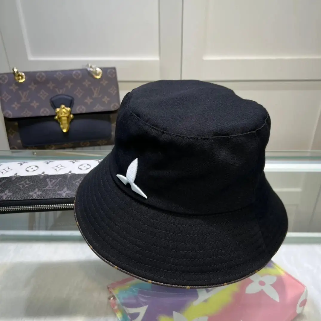 Louis Vuitton Baseball Cap [33 styles] — foto 6 de 6