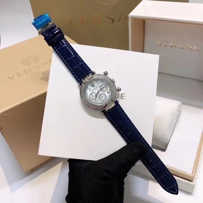 Versace Watches [9 styles] — foto 2 de 6