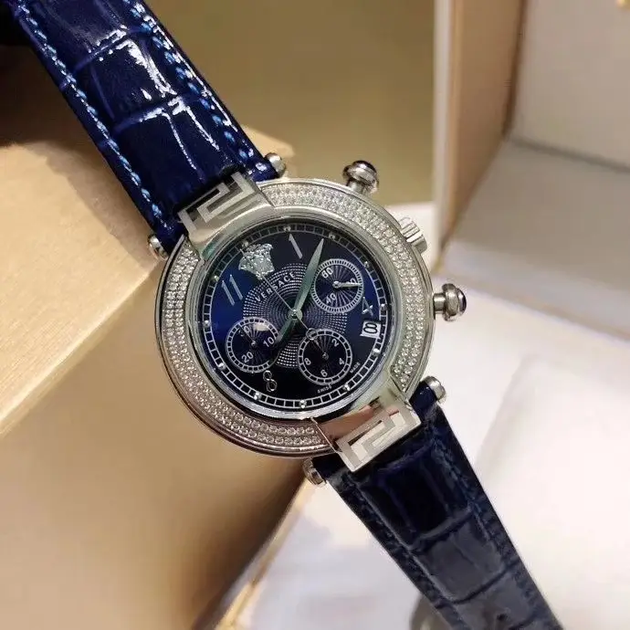 Versace Watches [9 styles] — foto 5 de 6