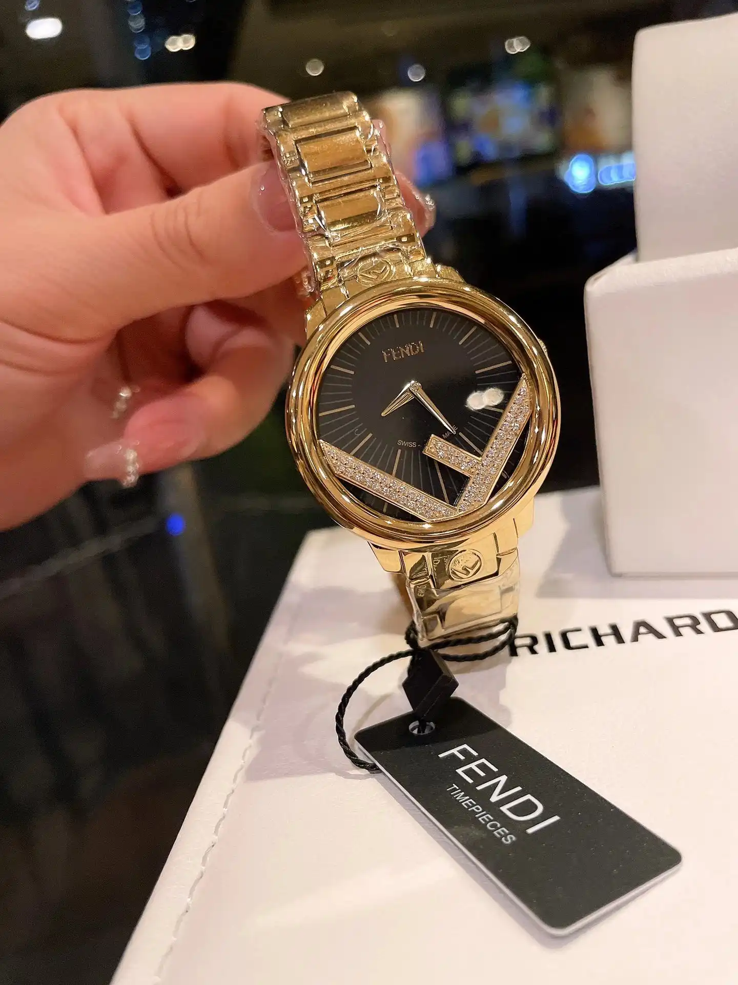 Fendi Watches [6 styles] — foto 3 de 6