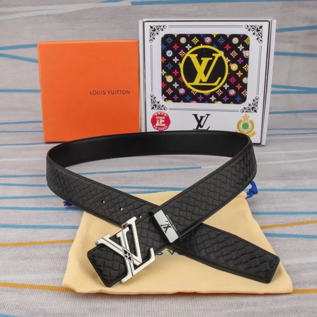 Louis Vuitton Leather Belt [9 styles] — foto 4 de 6