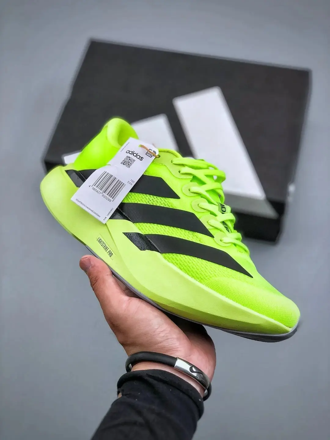 Adidas Running Shoes [40 styles] — foto 4 de 6