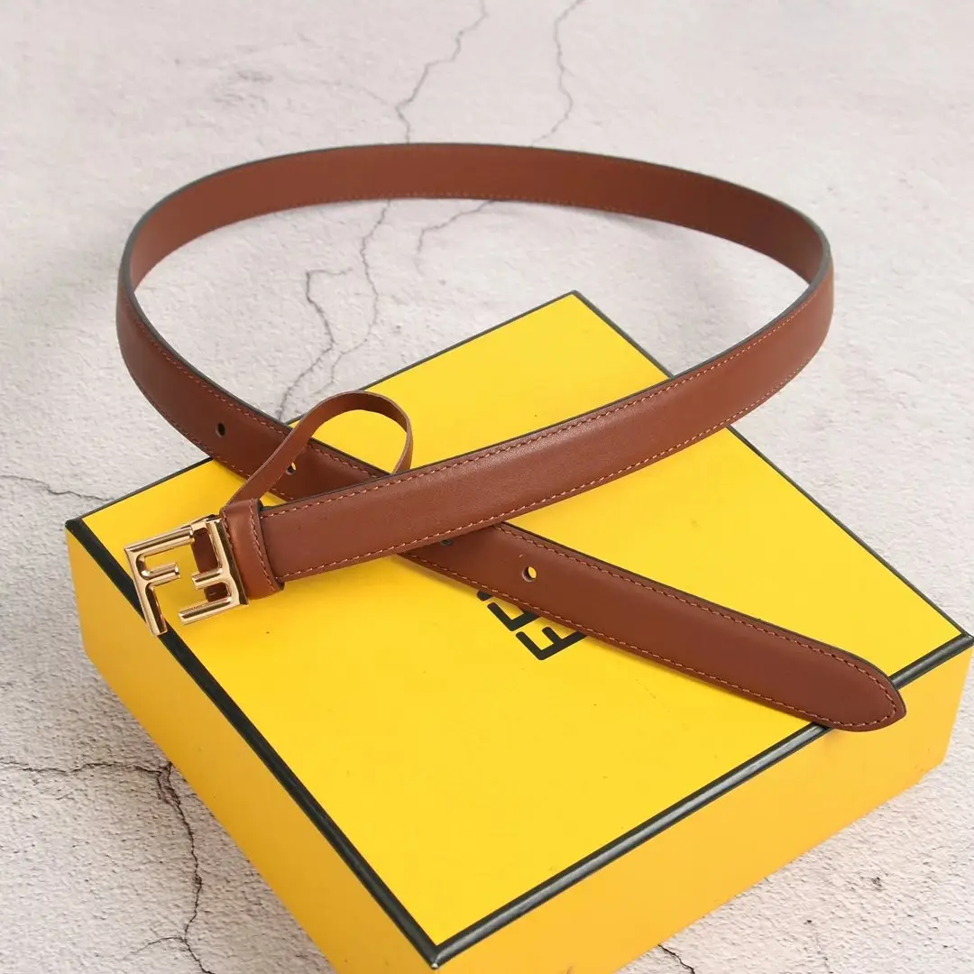 Fendi Leather Belt [15 styles] — foto 4 de 6