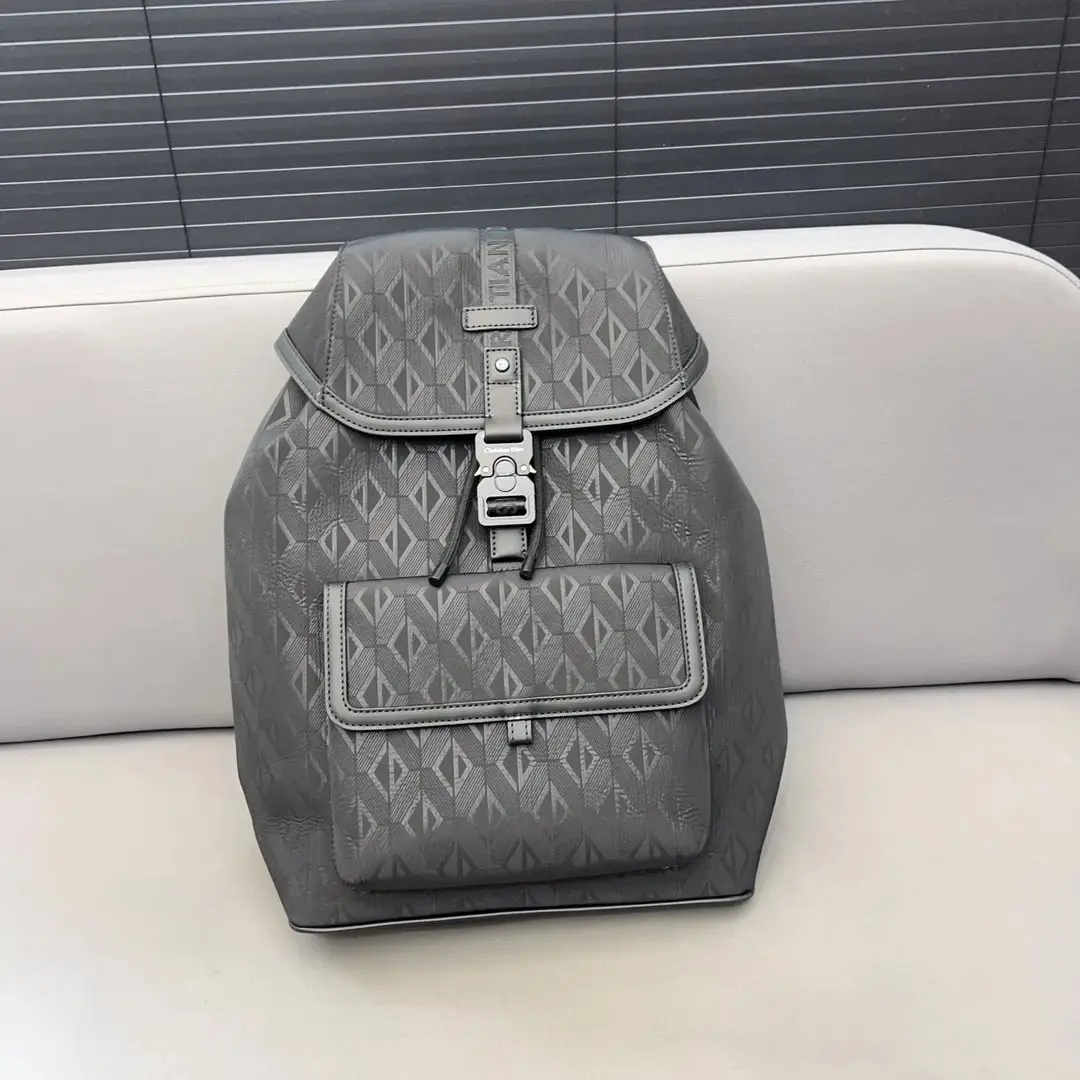 Dior Backpacks [14 styles] — foto 4 de 6