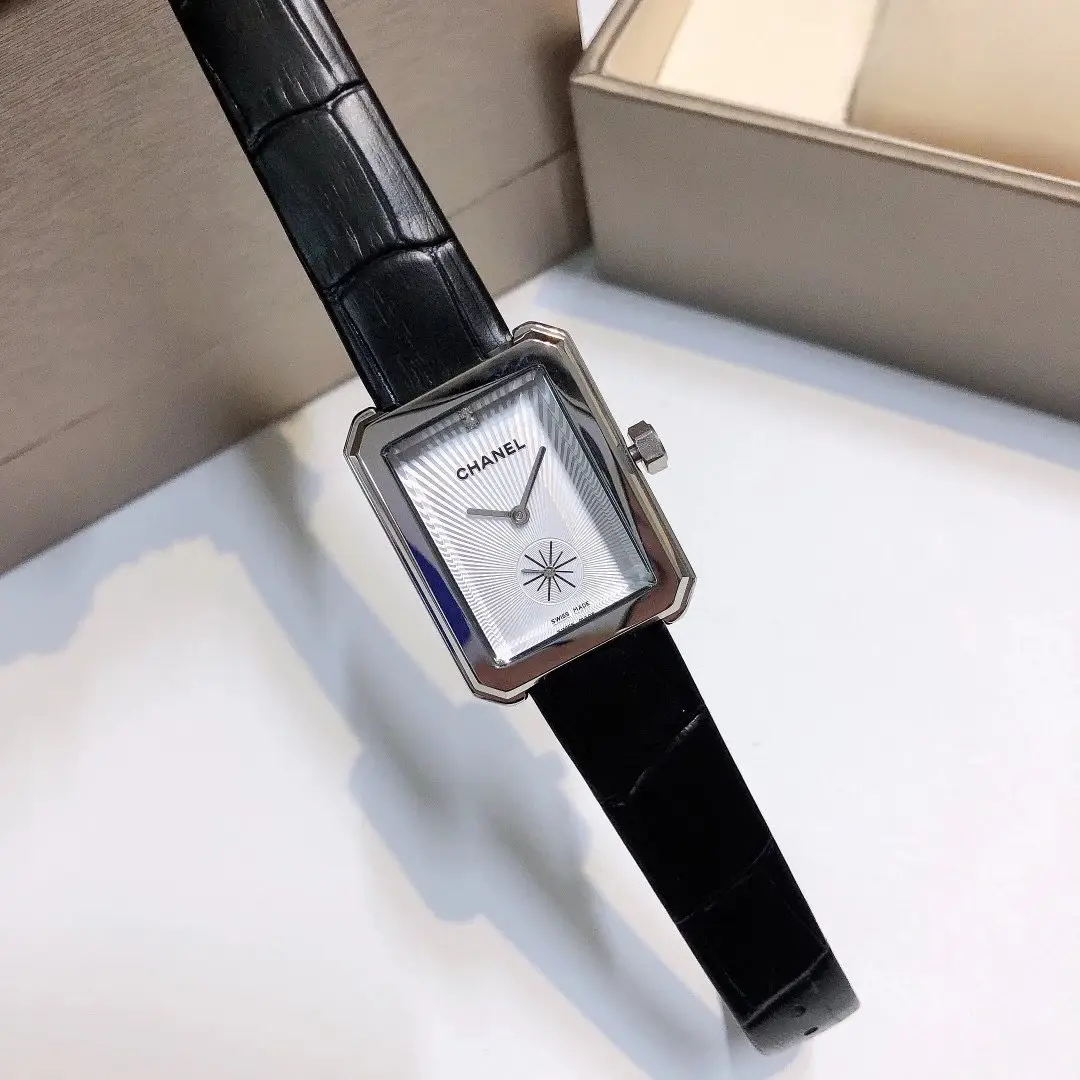 Chanel Watches [8 styles] — foto 5 de 6
