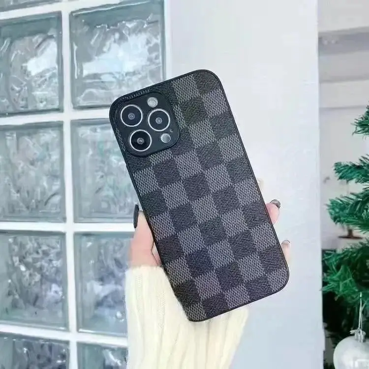 Louis Vuitton Phone Case [6 styles] — foto 4 de 6