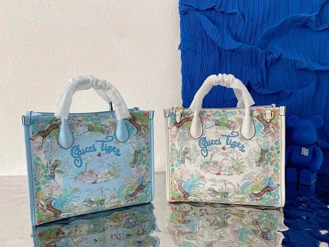 Gucci Handbags [15 styles]