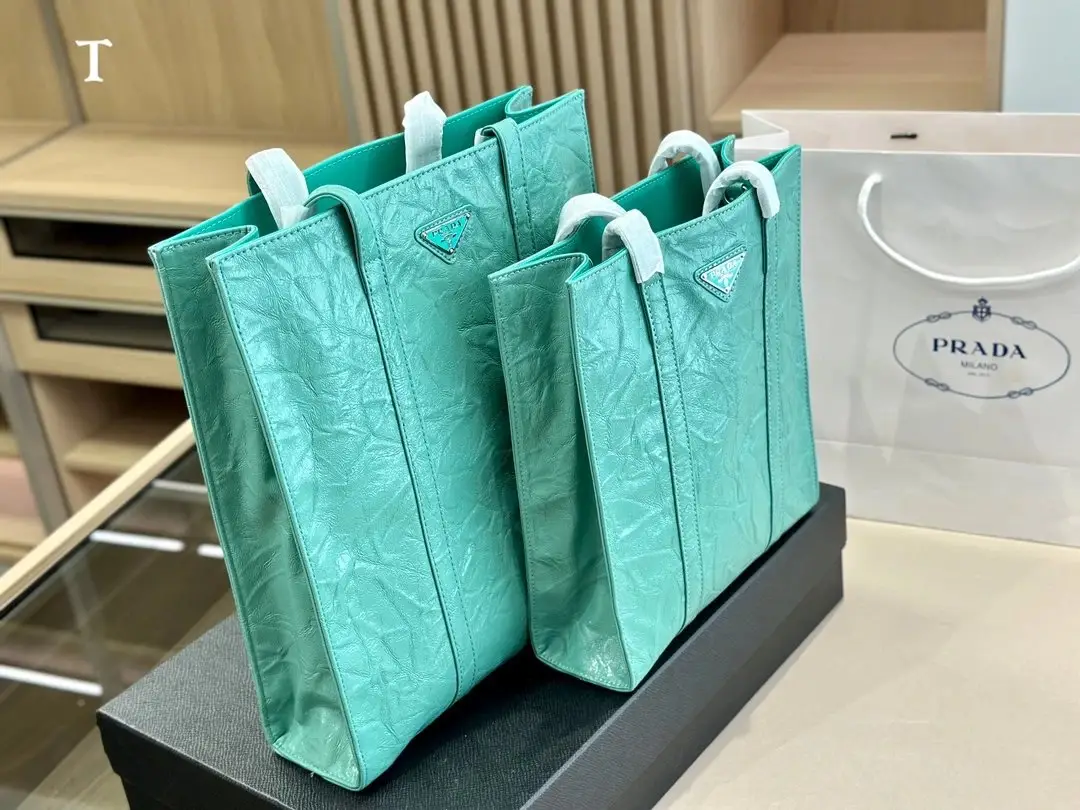Prada Tote Bag [14 styles] — foto 4 de 6