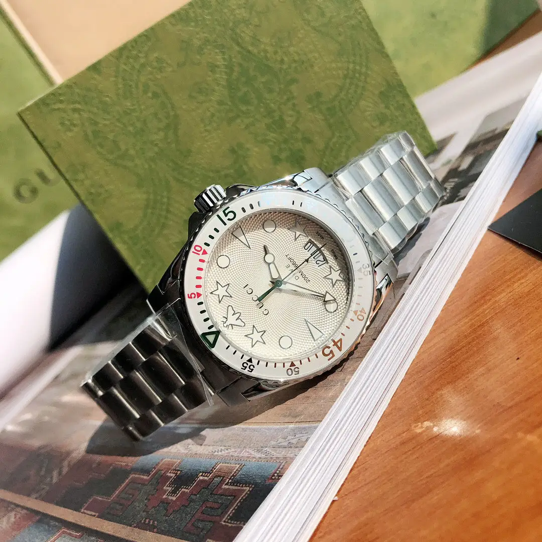 Gucci Watches [3 styles] — foto 5 de 6
